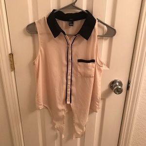 Forever21 Sleeveless buttondown shirt